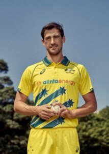 how tall is mitch starc